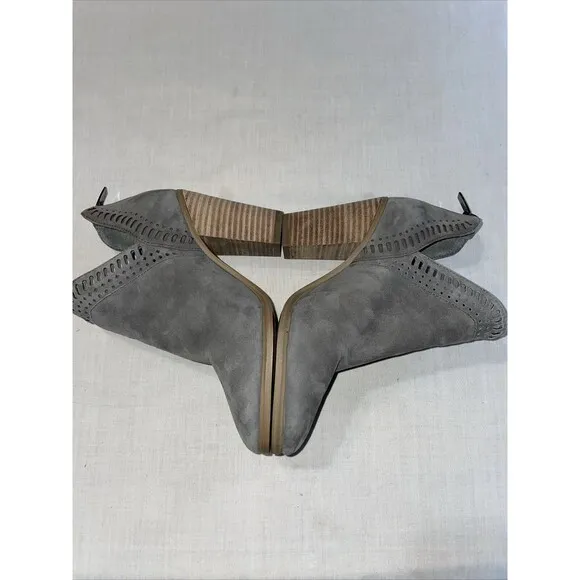 Vince Camuto Zip Back Bootie Women’s Size 4.5 M Gray Leather Block Heel Platform