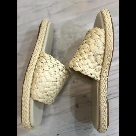 Vince Rumi Raffia Sandals Woven Natural Beige Flats Slides Slip On Sz 11