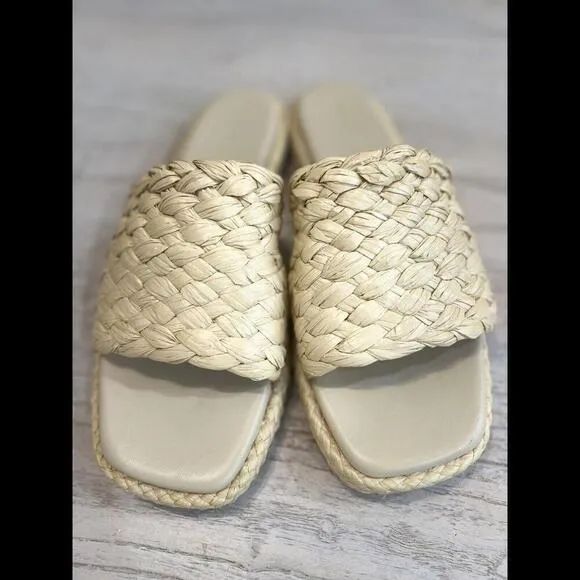 Vince Rumi Raffia Sandals Woven Natural Beige Flats Slides Slip On Sz 11