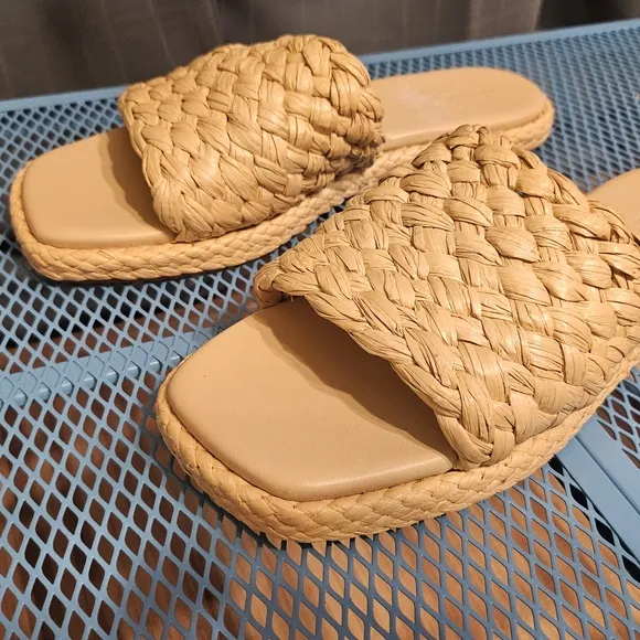 Vince Rumi Raffia Woven Sandals