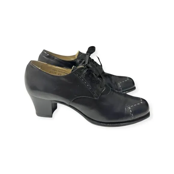 Vintage 1940's Miller Foot Defender Black Lace Up Leather Shoes. Sz. 6 1/23 A