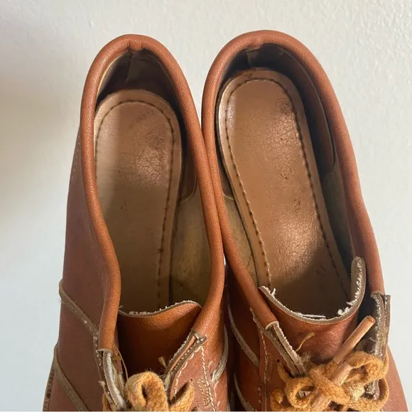 Vintage 1970s Made in USA Women's Tan Leather Lace Up Bowling Shoes Size 7.5-8