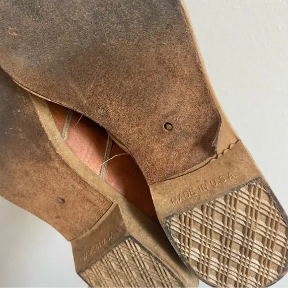 Vintage 1970s Made in USA Women's Tan Leather Lace Up Bowling Shoes Size 7.5-8