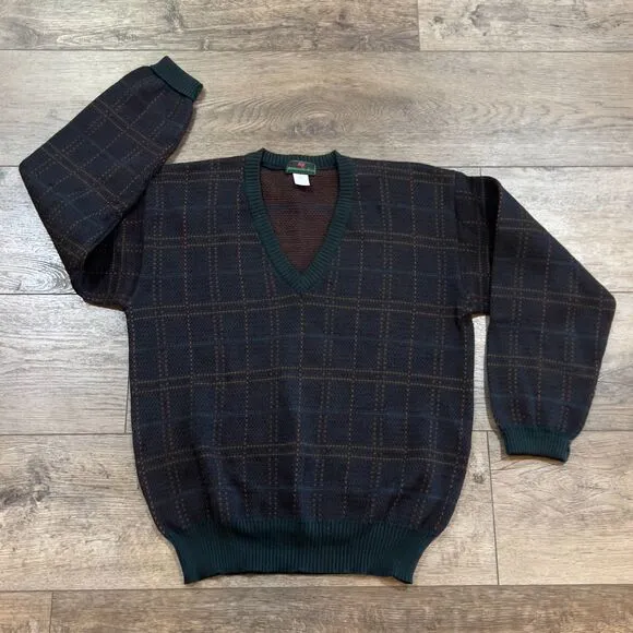Vintage 1970s Plaid Pure Wool V Neck Sweater - Men's Size Medium