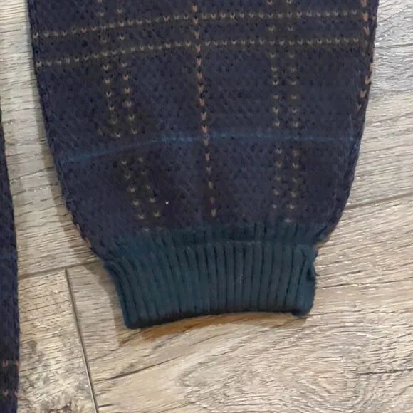 Vintage 1970s Plaid Pure Wool V Neck Sweater - Men's Size Medium