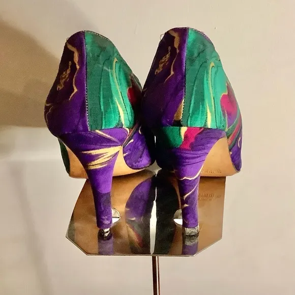 Vintage 1980’s J. Renee Floral Pumps Floral Heels