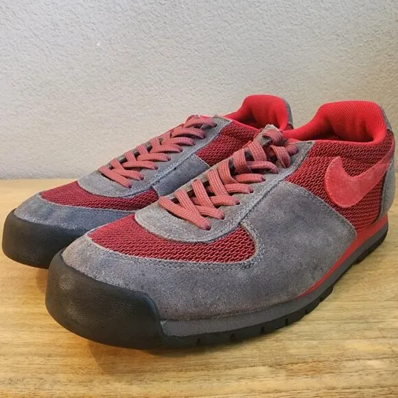 Vintage 2006 Nike Air Lava Dome ACG Red Gray Suede Sneaker Shoes Mens 9