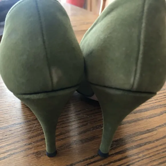 Vintage 60's JOHANSEN Baynham's Olive Green Suede Pointed Toe Heels Shoes Size 8