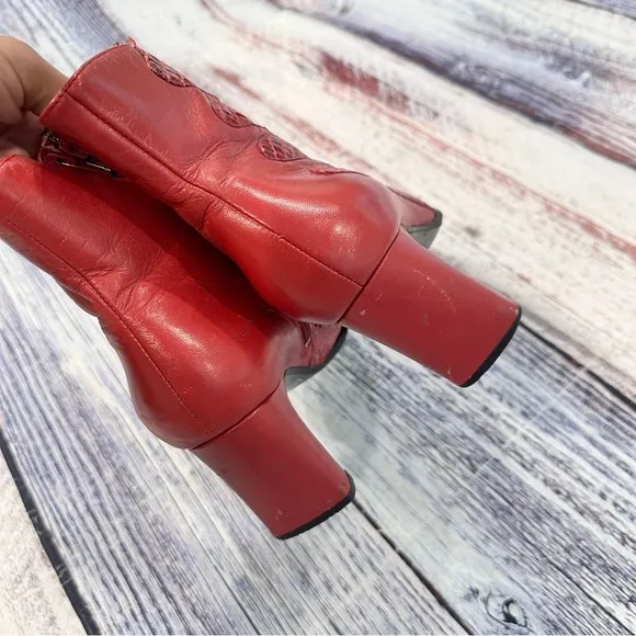 Vintage 90’s Bellini Red Snake Embossed Leather Square Toe Heeled Boots​​