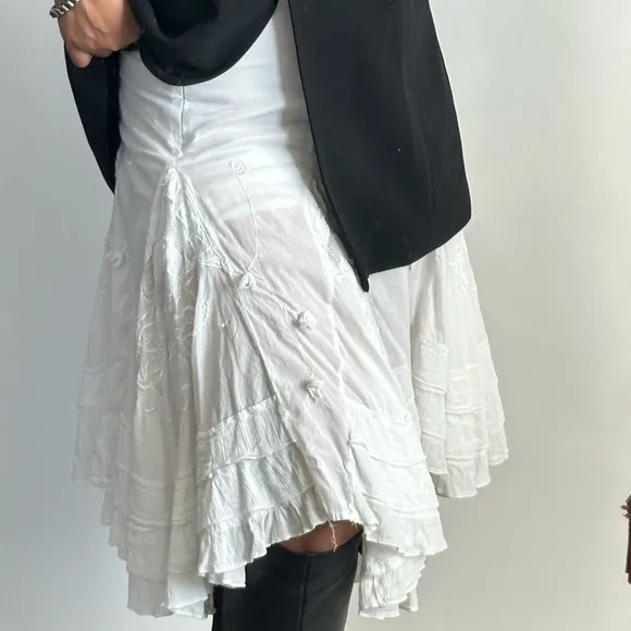 VINTAGE 90S DREAMY WHITE COTTON KNEE LENGTH SKIRT A-Line Tiered~38, US Medium