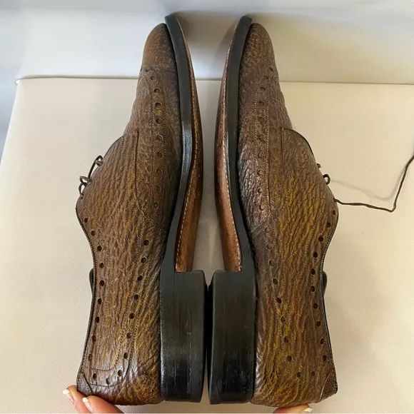 Vintage Allen Edmonds Nassau Brown Leather Shark Skin Wingtip Shoes