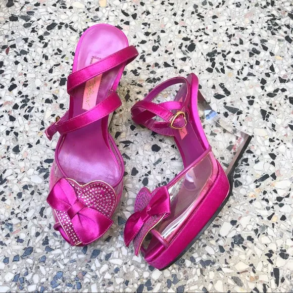 Vintage Betsey Johnson hot pink heels sz 5.5