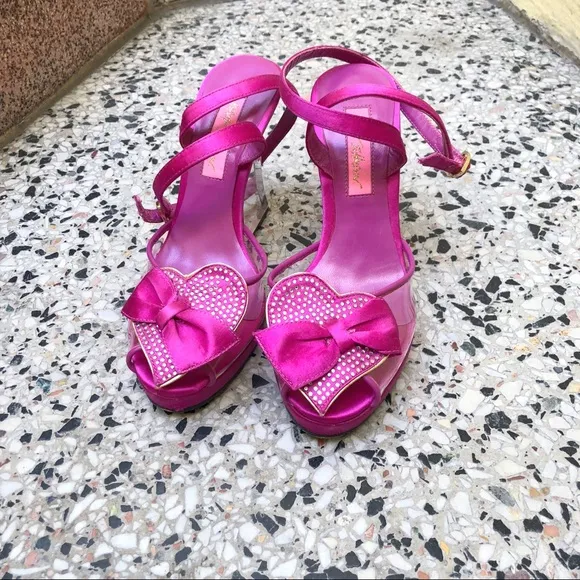 Vintage Betsey Johnson hot pink heels sz 5.5