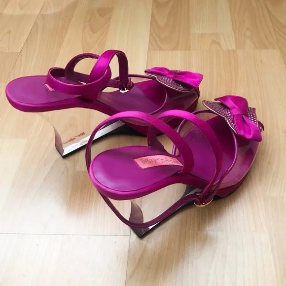 Vintage Betsey Johnson hot pink heels sz 5.5
