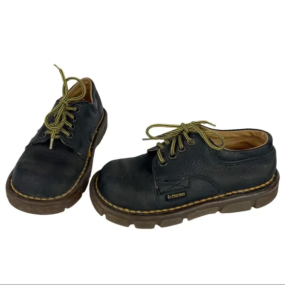 Vintage Doc Martens Kids Black Leather Oxford Shoes Made in England Sz 11 Unisex