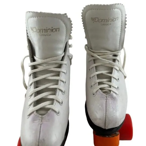 Vintage Dominion Canada Roller Skates Youth Size 9 White Boot/Lace Esprit Wheels