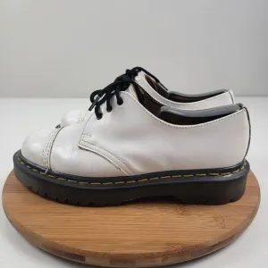 Vintage Dr Doc Martens Oxfords White Leather Chunky Shoes Made in England sz 9