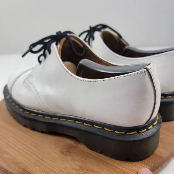 Vintage Dr Doc Martens Oxfords White Leather Chunky Shoes Made in England sz 9