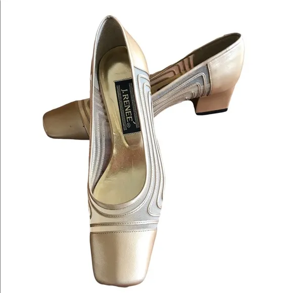 Vintage golden J. Renee shoes, size 6m