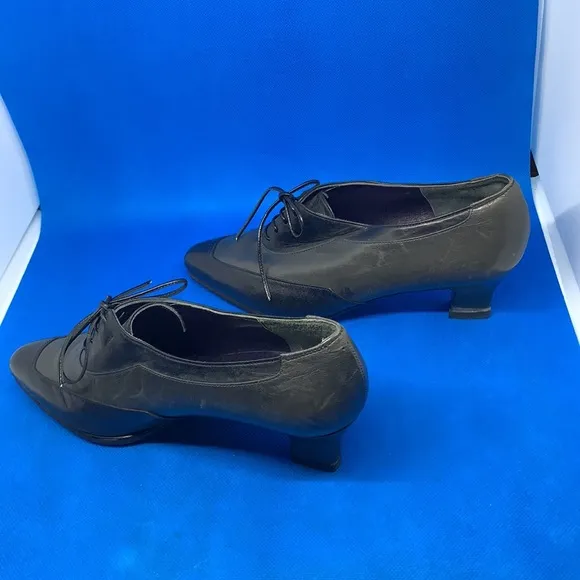 Vintage Gray and black Chaussures Givenchy laced Paris shoes