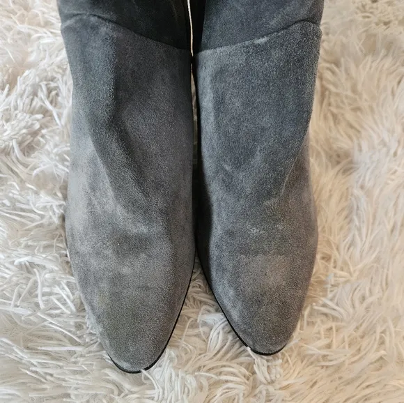 Vintage Gray Leather/Suede Kitten heeled boots