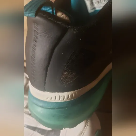 Vintage Ken Griffey Jr Swingman 24 Shoes