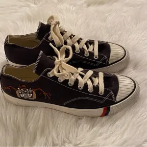 Vintage Looney Tunes Shoes Mens Size 11.5‎ Sneaker Lace Up  Taza 1993