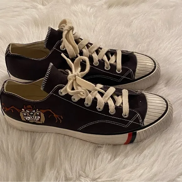 Vintage Looney Tunes Shoes Mens Size 11.5‎ Sneaker Lace Up  Taza 1993