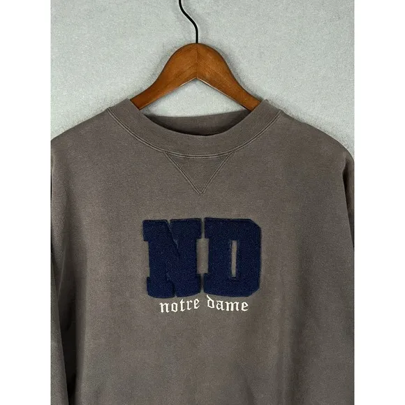 VINTAGE Notre Dame Fighting Irish Sweater Adult XL  Football Sports Y2K