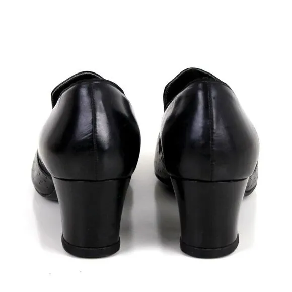 VINTAGE PERFORATED BLACK GENUINE LEATHER MID HEEL ROUND TOE PULL ON SHOES Sz 4D