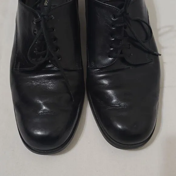 Vintage Robert Clergerie Women 8 Leather Heeled Oxford Shoes black