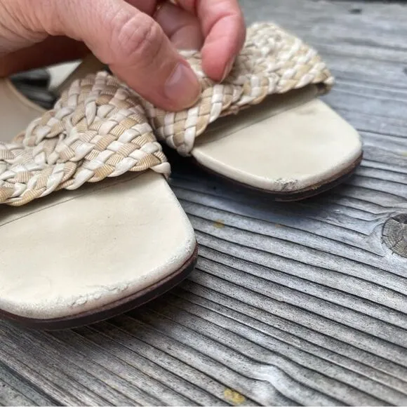 Vintage Salvatore Ferragamo Slingback white and beige woven leather sandals 7.5