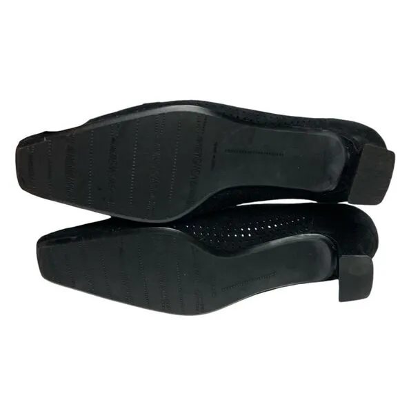 Vintage Stuart Weitzman black kitten heeled shoes size 7/7.5&quot;