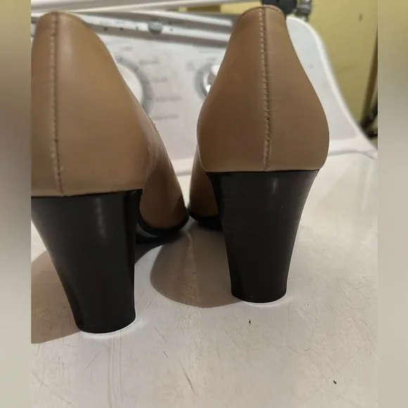 Vintage Via Spiga shoes, size 6