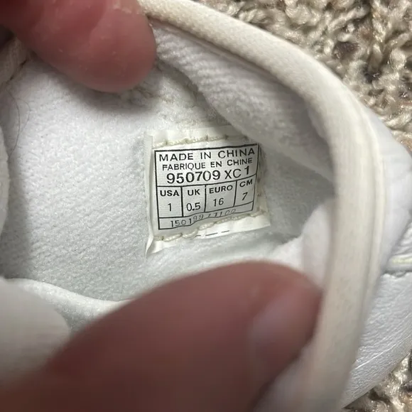 Vintage White Baby Nike Shoes Size 1