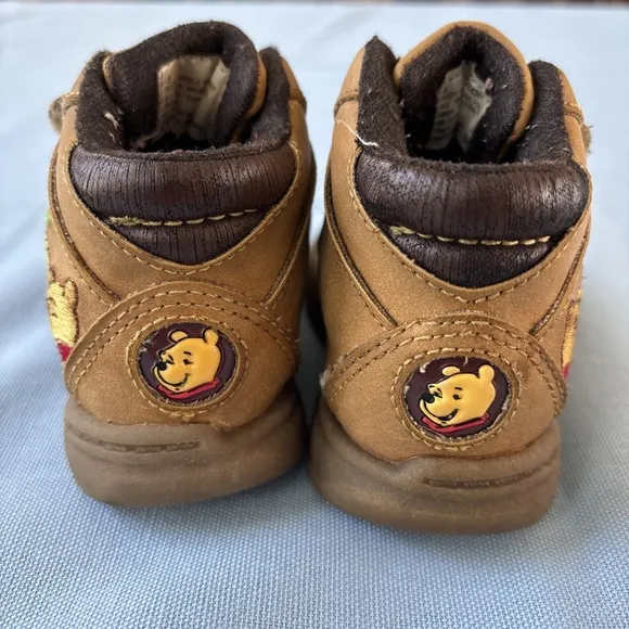 Vintage Winnie The Pooh Shoes Sneakers Size Toddler 3 Disney 90s Y2K