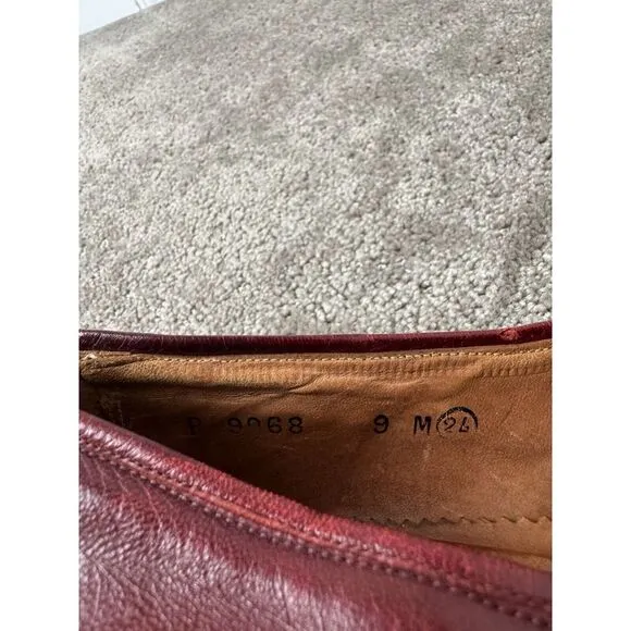 Vintage Women's 1980s Burgundy Pierre Cardin Shoes,‎ Size 9M
