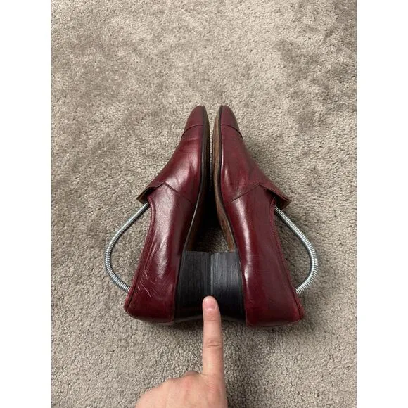 Vintage Women's 1980s Burgundy Pierre Cardin Shoes,‎ Size 9M