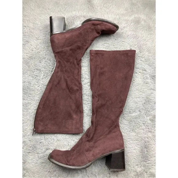 Vintage Y2k JG hook plum suede square toe front boots with chunky block heel