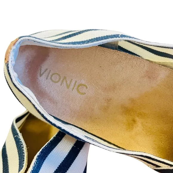 VIONIC Blue and White Espadrille Shoes Sz 11 Nautical Fisherman Coastal Slip On