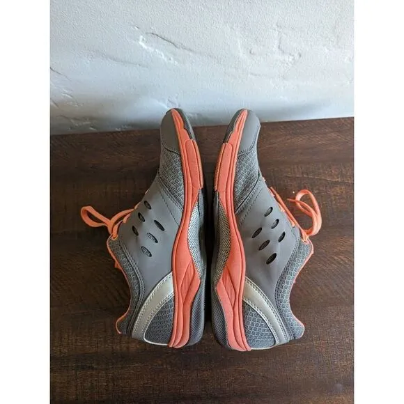 Vionic Women's Motion Venture Gray and Pink Walking Shoes - Size 8.5