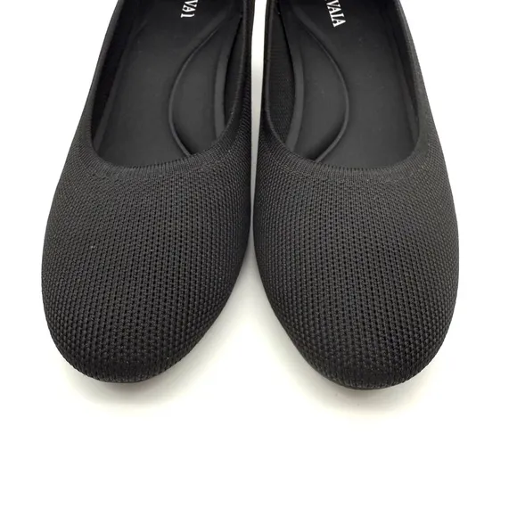 Vivaia Elvia Round Toe Block Heel Black EU 38 US 7-7.5 Knit Heels