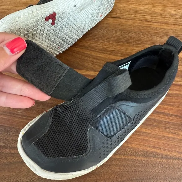 Vivo barefoot PRIMUS SPORT III PRESCHOOL Shoes Sneakers size 28 EU, 11 US BLACK