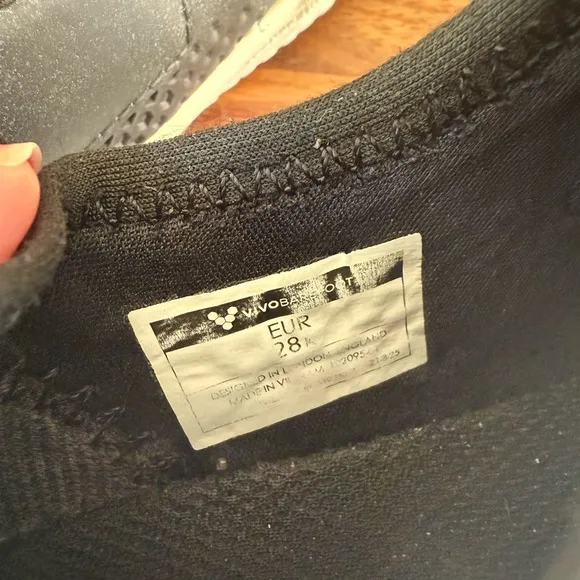 Vivo barefoot PRIMUS SPORT III PRESCHOOL Shoes Sneakers size 28 EU, 11 US BLACK