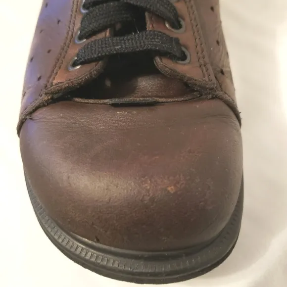 Vntg. DR. MARTENS Brown Shoes / Ms-Sz 10