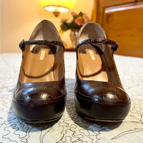 Vntg MAX STUDIO Y2K Calla Croc Embossed Leather Mary Jane Platform Pumps Sz 6.5