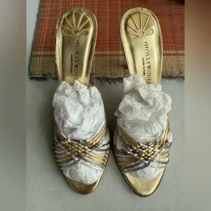 VTG Hollywould Gold Sandals