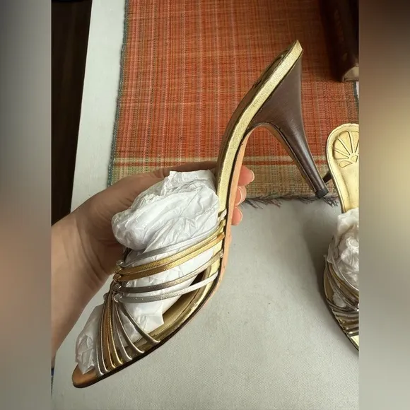 VTG Hollywould Gold Sandals