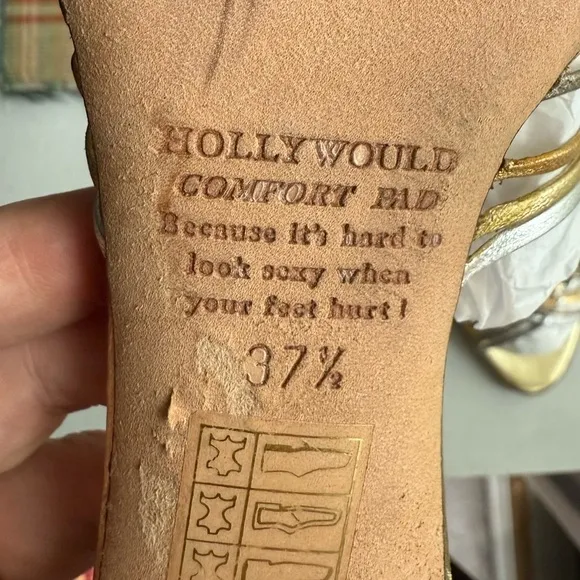 VTG Hollywould Gold Sandals