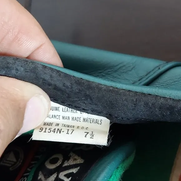 VTG Travel Fox Men's 7.5 Shoes